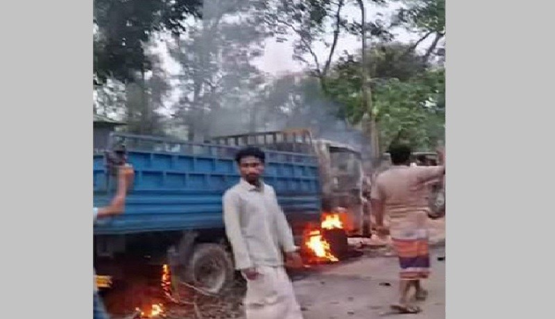 গাজীপুরে ৩ জনকে পিটিয়ে হত্যা 
