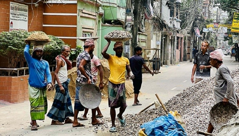 শ্রমজীবীরা আল্লাহর বন্ধু