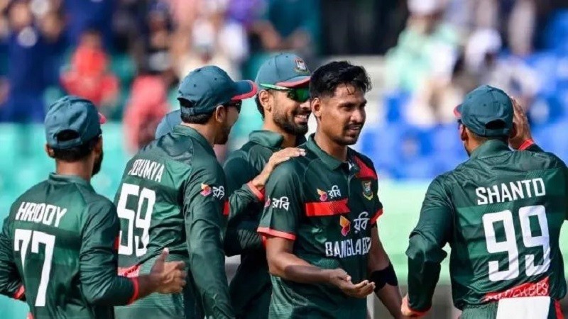 চমক রেখে অস্ট্রেলিয়া সিরিজের প্রথম দুই ওয়ানডের দল ঘোষণা